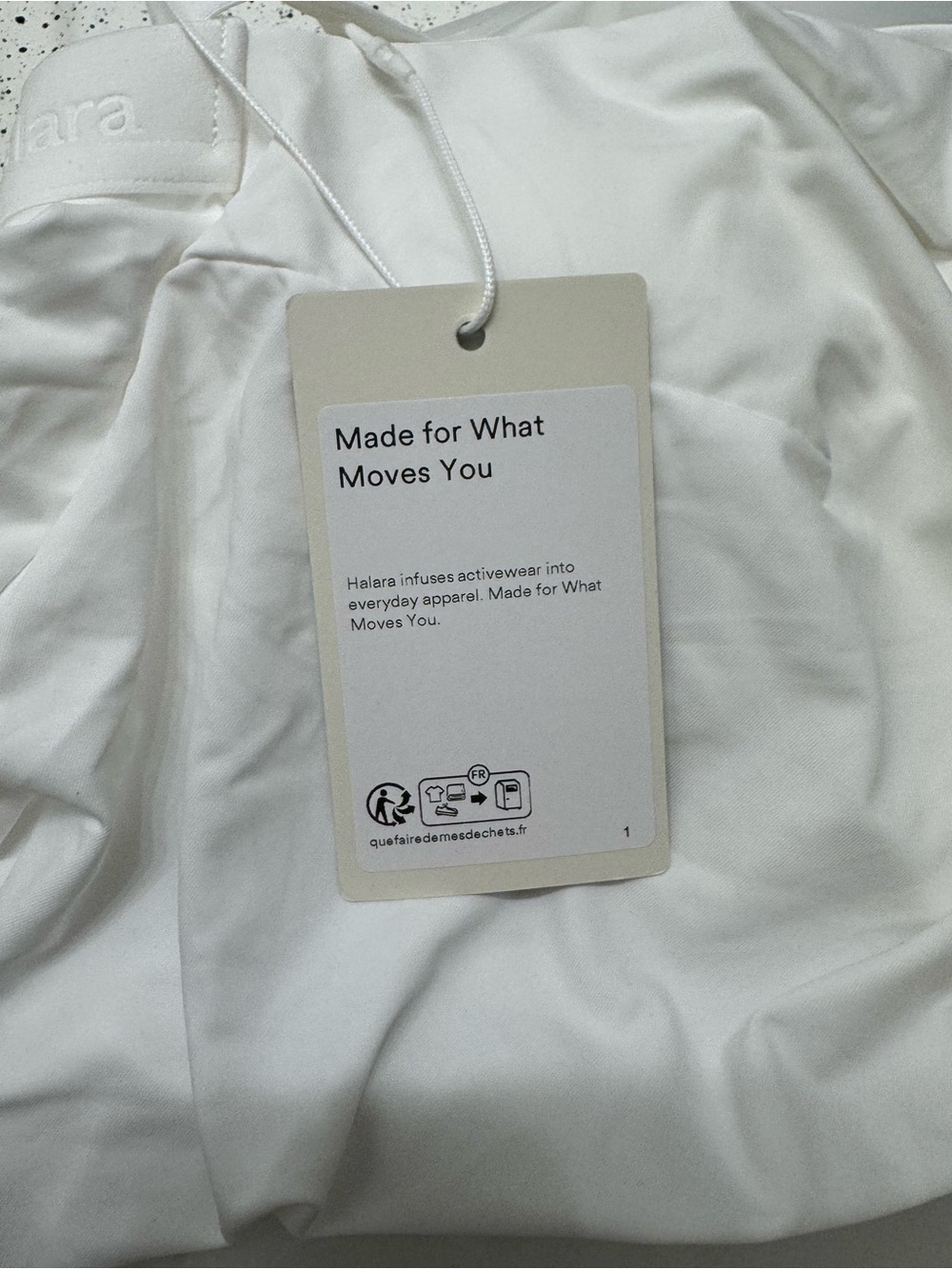 NWT HALARA U Neck Curved Hem Tank Top w/ UPF 50+, White, XS - Picture 6 of 6